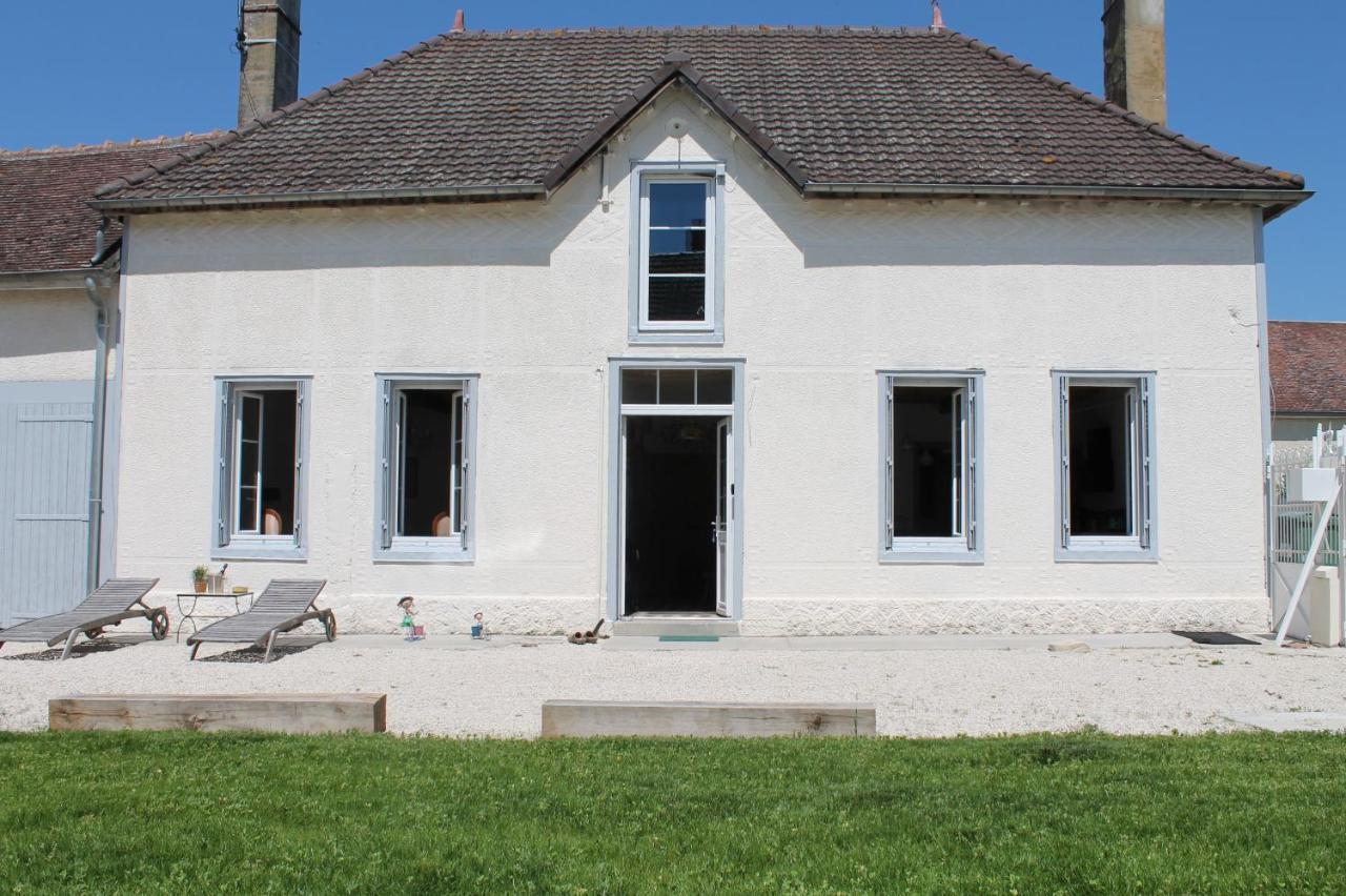 Villa La Ferme De Mon Enfance Villechétif Exterior foto